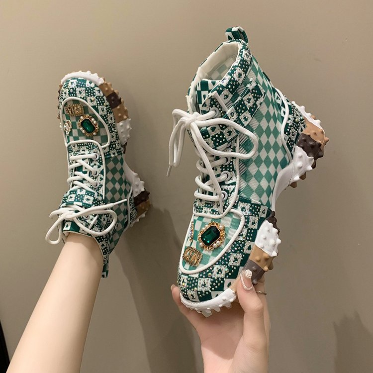 Flat mesh rhinestone sneakers