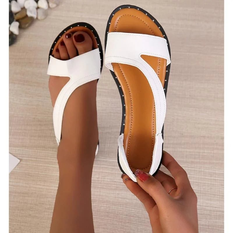 (Big Sale💥)Fish-mouth Rivet Open Toe Flat Sandals(Buy 2 Get 15% off✔️)