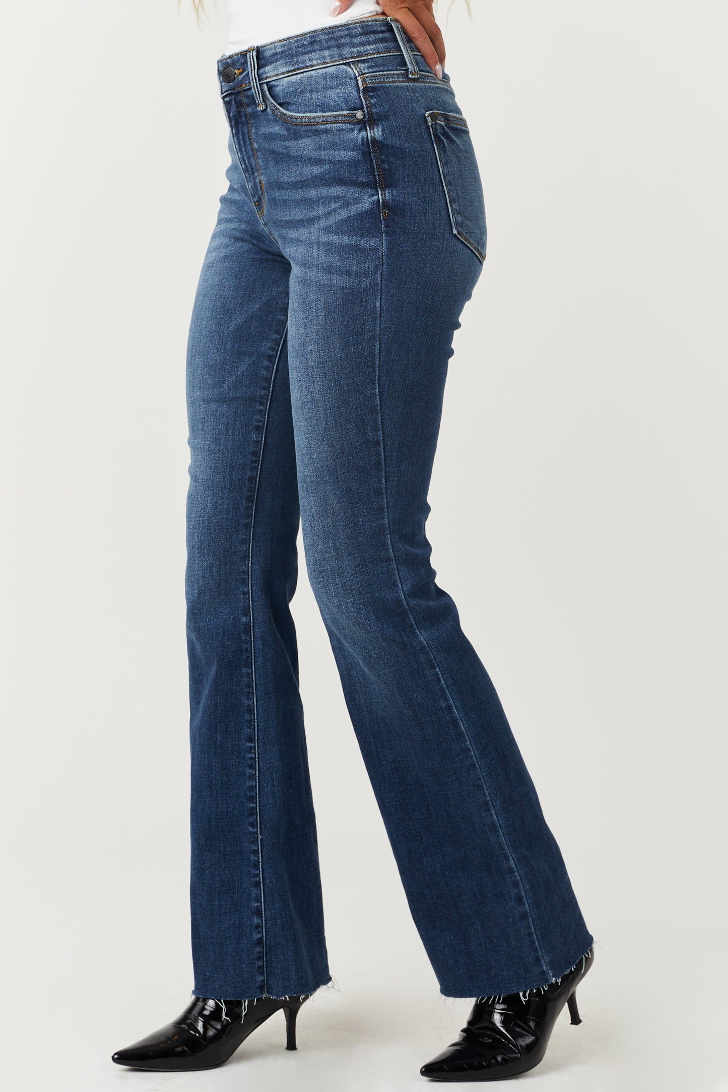 Versatile classic Judy Blue Mid-Rise Tummy Tuck Bootcut Jeans