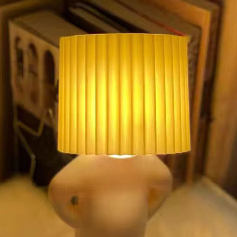 Creative MR P Kind of Shy Table Lamp Kind of Shy Boy Rogue Night Lamp