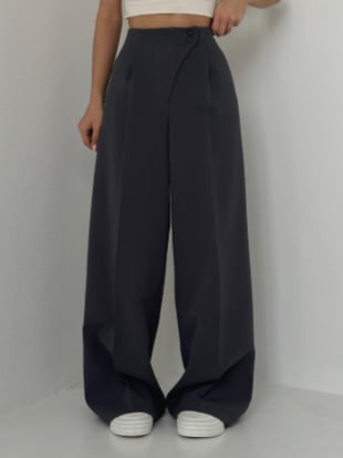 High-Waisted Pants